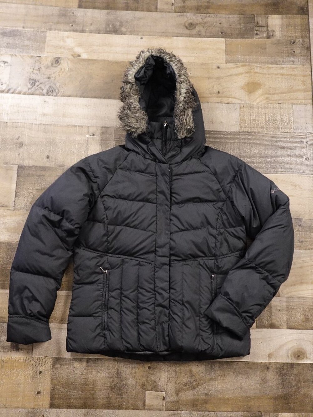Columbia Down Puffer Jacket Women’s Large Black Hooded Faux Fur Trim‎